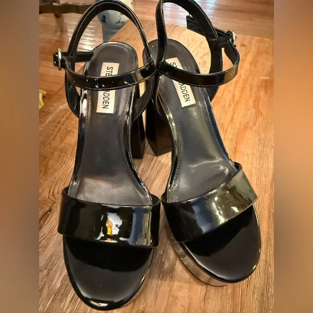 Steve Madden Black Patent Platform Heels goth vamp halloween